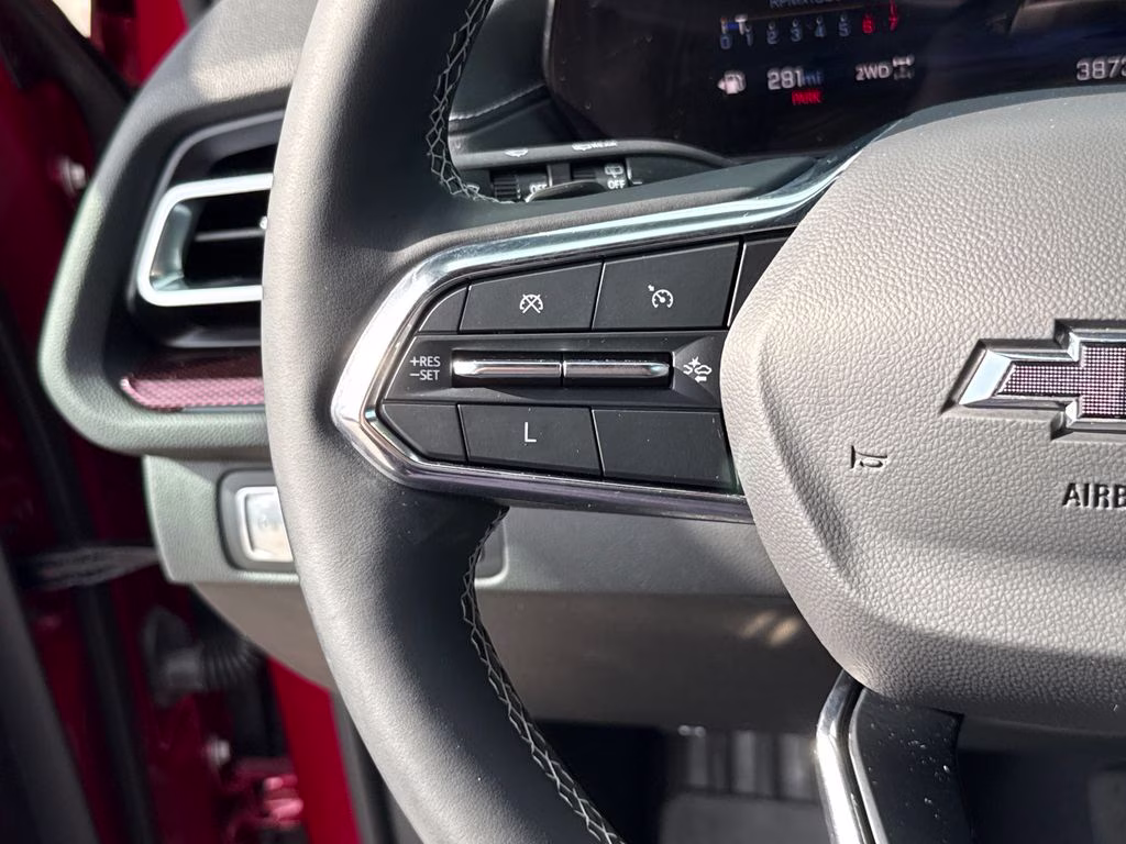 2024 Radiant Red Tintcoat Chevrolet Traverse Z71 AWD SUV