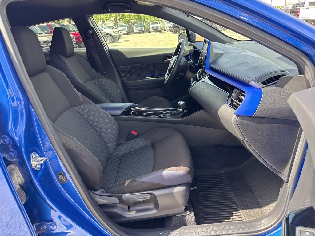 2020 Blue Eclipse Metallic Toyota C-HR XLE FWD SUV