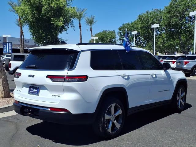 2021 Bright White Clearcoat Jeep Grand Cherokee L Limited 4X4 SUV