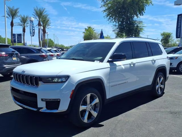 2021 Bright White Clearcoat Jeep Grand Cherokee L Limited 4X4 SUV