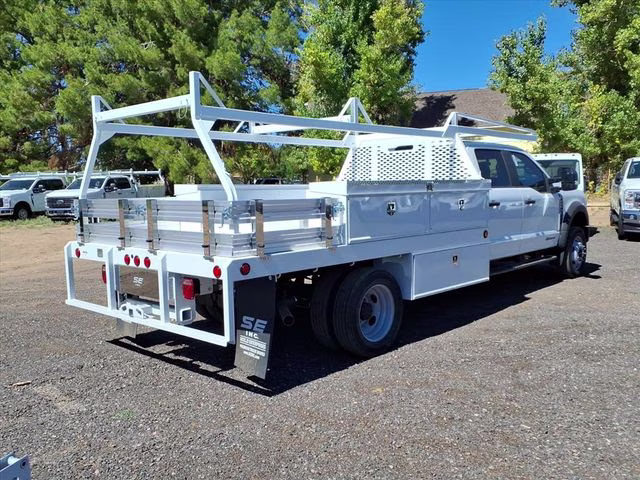 2026 Oxford White Ford Super Duty F-550 DRW XL RWD Chassis