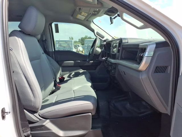 2026 Oxford White Ford Super Duty F-250 SRW XL RWD Truck