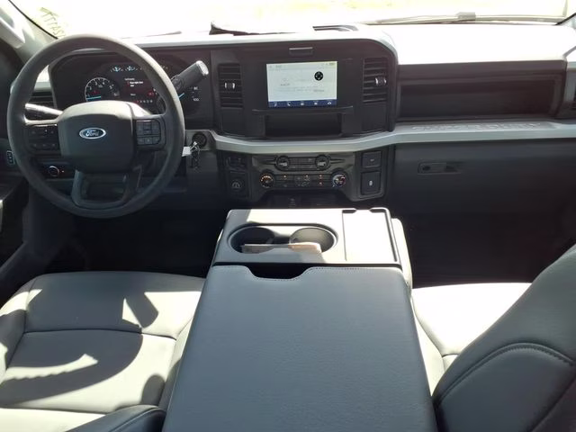 2026 Oxford White Ford Super Duty F-250 SRW XL RWD Truck