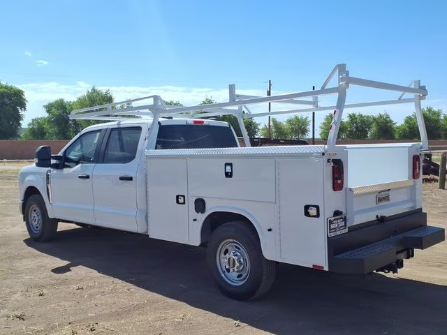 2026 Oxford White Ford Super Duty F-250 SRW XL RWD Truck