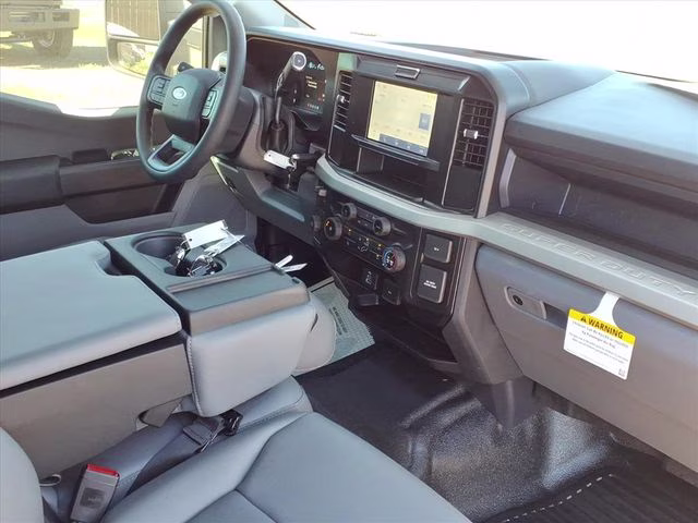 2026 Oxford White Ford Super Duty F-250 SRW XL RWD Truck