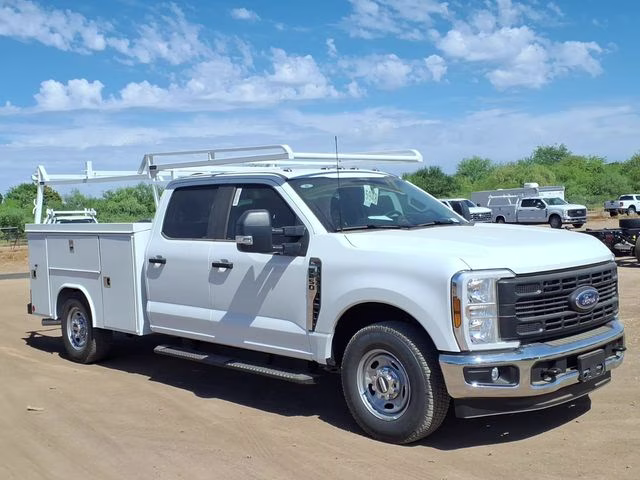 2026 Oxford White Ford Super Duty F-250 SRW XL RWD Truck