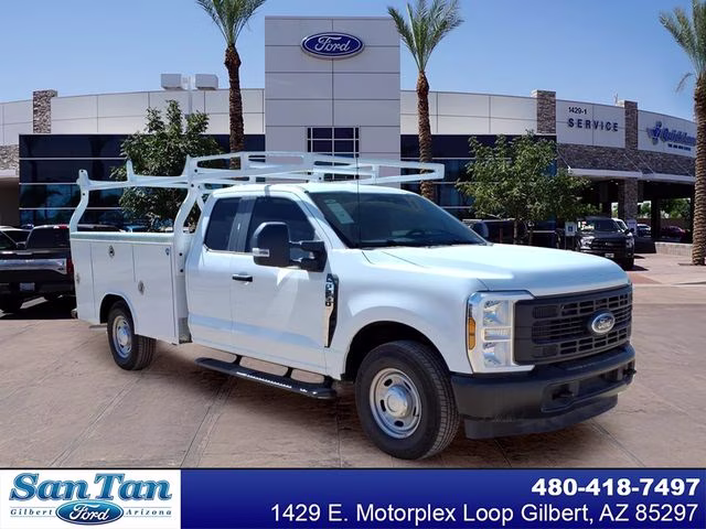 2025 Oxford White Ford Super Duty F-250 SRW XL RWD Truck