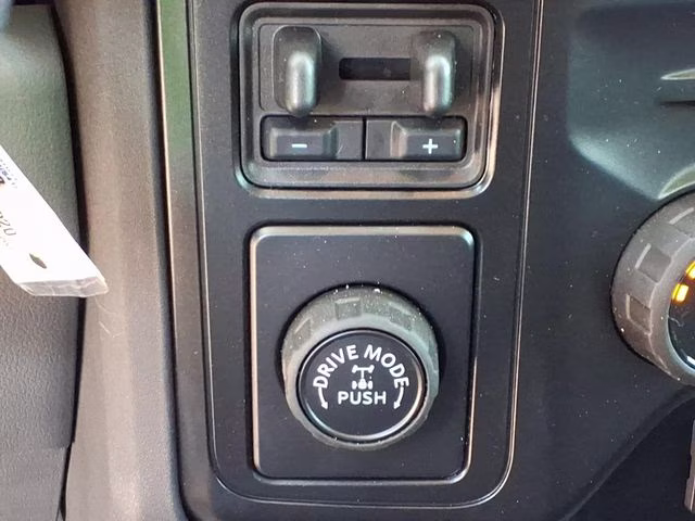 2025 Oxford White Ford Super Duty F-250 SRW XL RWD Truck