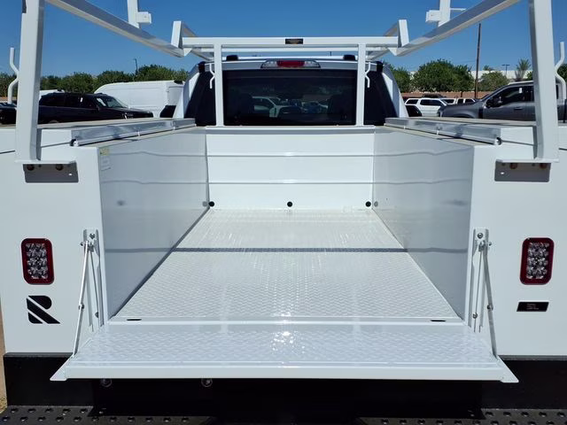 2026 Oxford White Ford Super Duty F-250 SRW XL RWD Truck