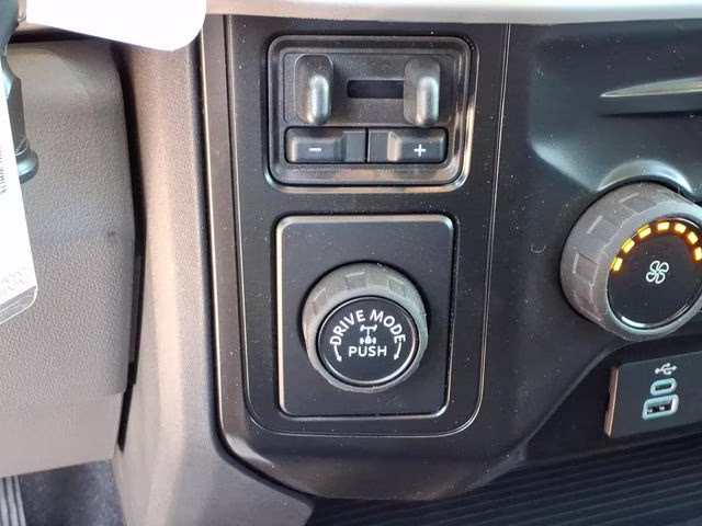 2026 Oxford White Ford Super Duty F-250 SRW XL RWD Truck