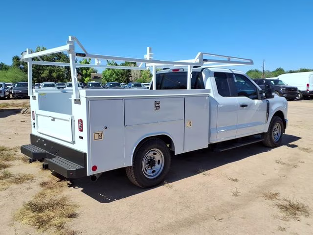 2026 Oxford White Ford Super Duty F-250 SRW XL RWD Truck