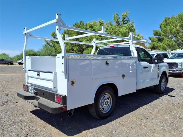 2026 Oxford White Ford Super Duty F-250 SRW XL RWD Truck