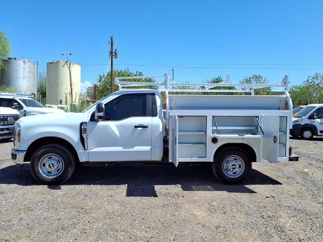 2026 Oxford White Ford Super Duty F-250 SRW XL RWD Truck