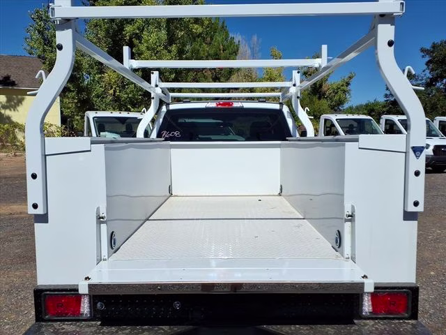2026 Oxford White Ford Super Duty F-250 SRW XL RWD Truck
