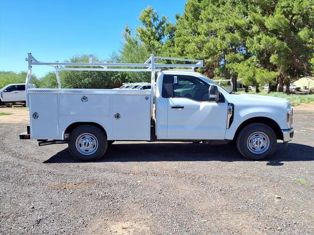 2026 Oxford White Ford Super Duty F-250 SRW XL RWD Truck