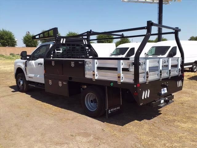 2024 Oxford White Ford Super Duty F-350 DRW XL 4X4 Chassis