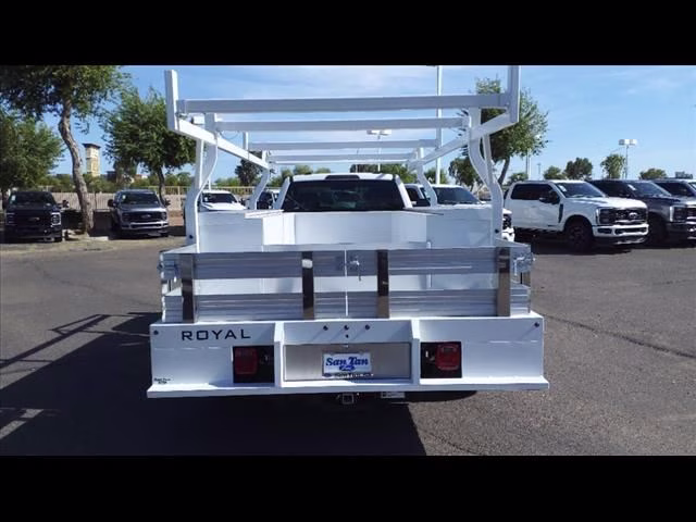 2024 Oxford White Ford Super Duty F-550 DRW XL RWD Chassis