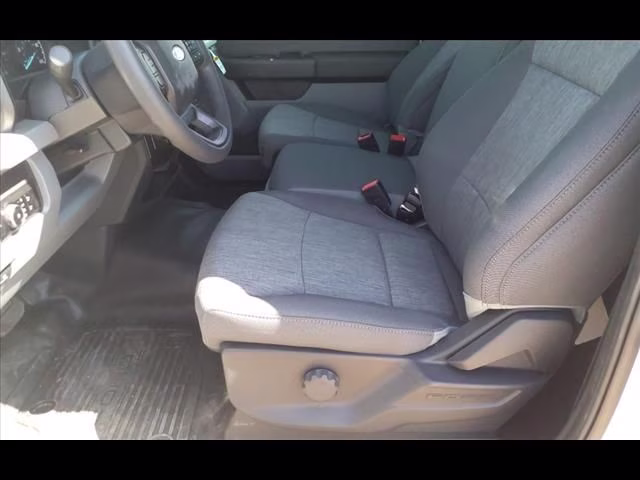 2024 Oxford White Ford Super Duty F-550 DRW XL 4X4 Chassis