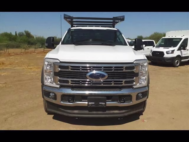 2024 Oxford White Ford Super Duty F-550 DRW XL 4X4 Chassis