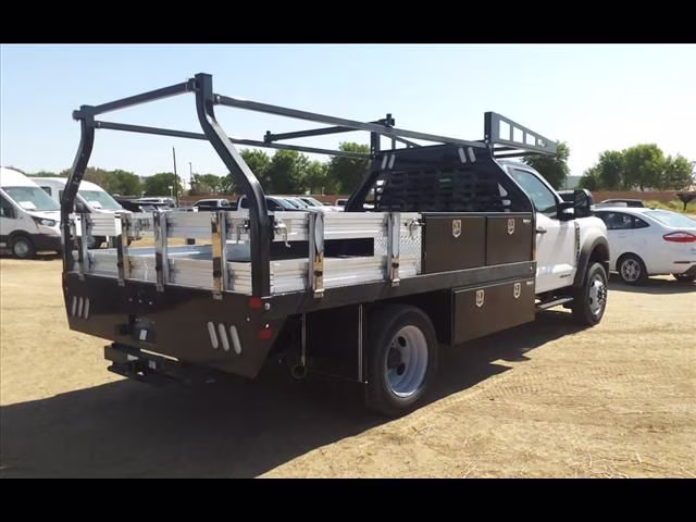 2024 Oxford White Ford Super Duty F-550 DRW XL 4X4 Chassis