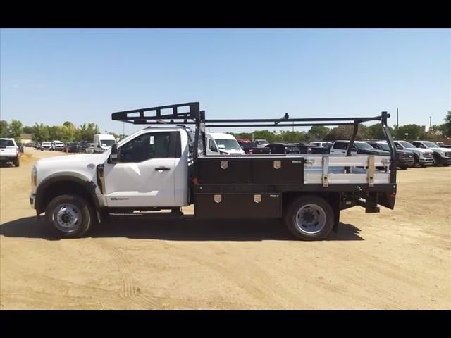 2024 Oxford White Ford Super Duty F-550 DRW XL 4X4 Chassis