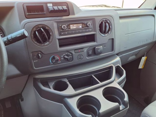 2026 Oxford White Ford E-350SD Base RWD Truck