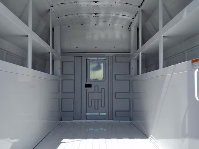 2026 Oxford White Ford E-350SD Base RWD Truck