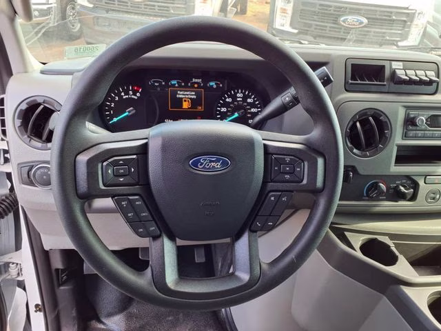 2026 Oxford White Ford E-350SD Base RWD Truck