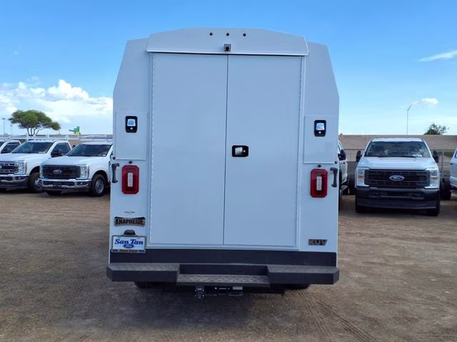 2026 Oxford White Ford E-350SD Base RWD Truck