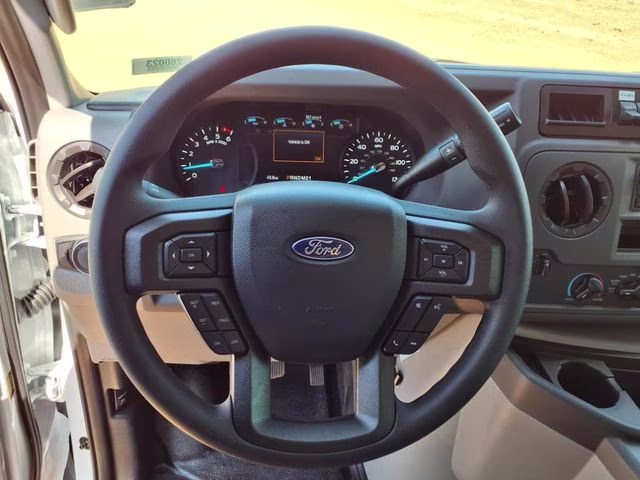 2026 Oxford White Ford E-350SD Base RWD Truck