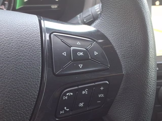 2018 Ingot Silver Ford Explorer XLT FWD SUV