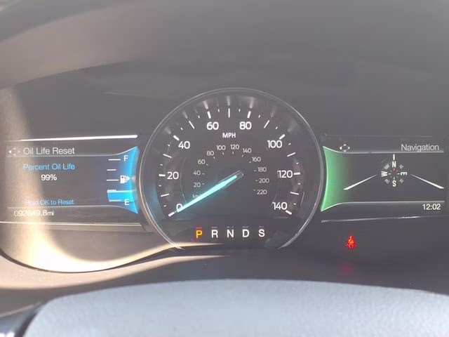 2018 Ingot Silver Ford Explorer XLT FWD SUV
