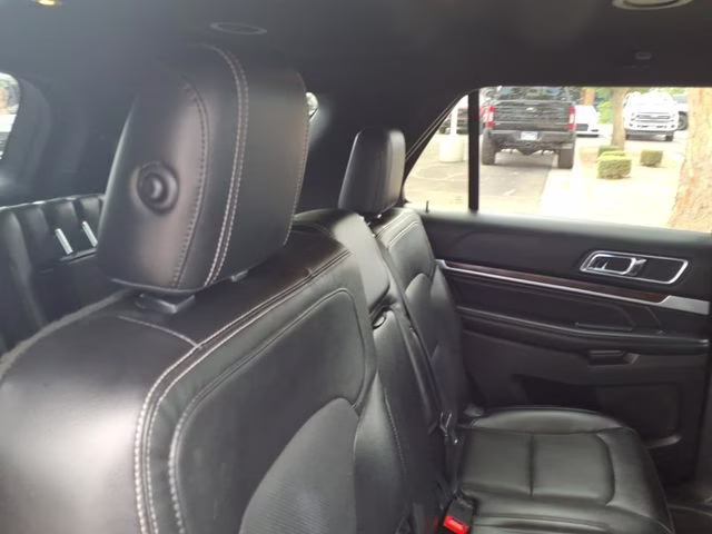 2016 Ingot Silver Ford Explorer Limited FWD SUV