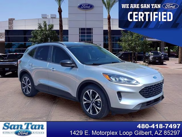 2021 Silver Metallic Ford Escape SE FWD SUV