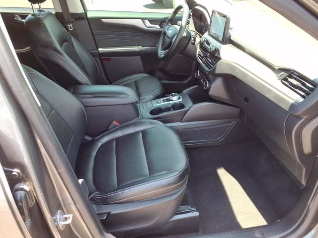 2022 Carbonized Gray Metallic Ford Escape SEL FWD SUV