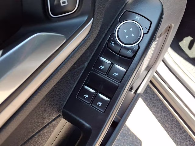 2022 Carbonized Gray Metallic Ford Escape SEL FWD SUV