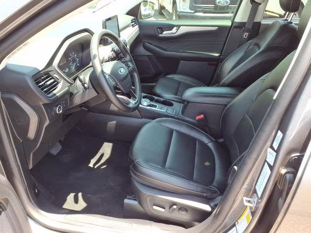 2022 Carbonized Gray Metallic Ford Escape SEL FWD SUV