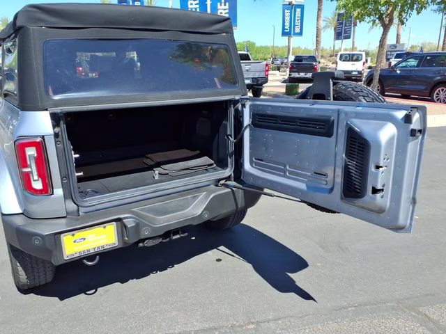 2021 Iconic Silver Metallic Ford Bronco Outer Banks 4X4 SUV
