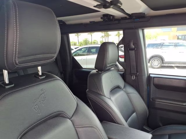 2025 Velocity Blue Metallic Ford Bronco Badlands 4X4 SUV