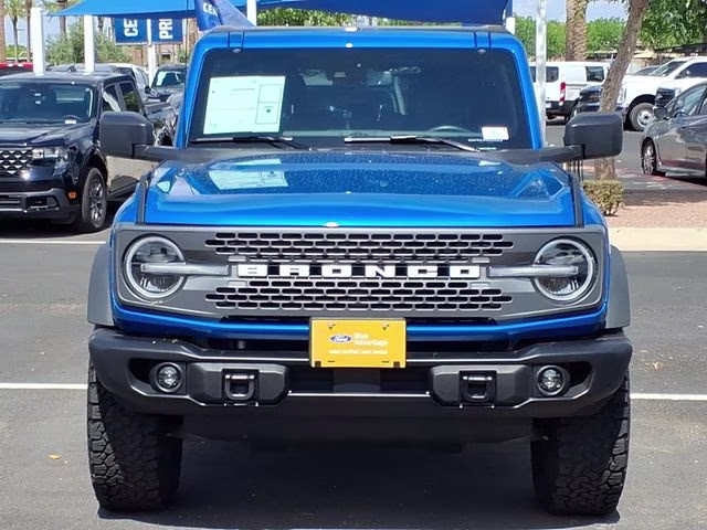 2025 Velocity Blue Metallic Ford Bronco Badlands 4X4 SUV