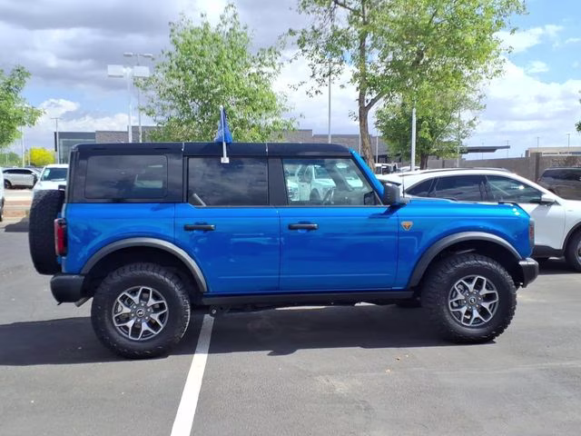 2025 Velocity Blue Metallic Ford Bronco Badlands 4X4 SUV
