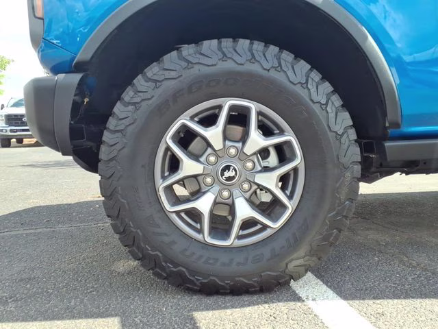 2025 Velocity Blue Metallic Ford Bronco Badlands 4X4 SUV
