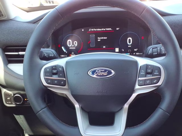 2026 Agate Black Metallic Ford Explorer Active RWD SUV