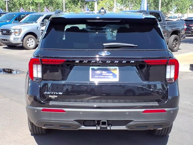 2026 Agate Black Metallic Ford Explorer Active RWD SUV
