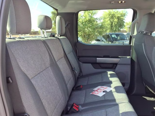 2026 Avalanche Ford Super Duty F-250 SRW XL 4X4 Truck