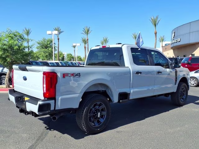 2026 Avalanche Ford Super Duty F-250 SRW XL 4X4 Truck