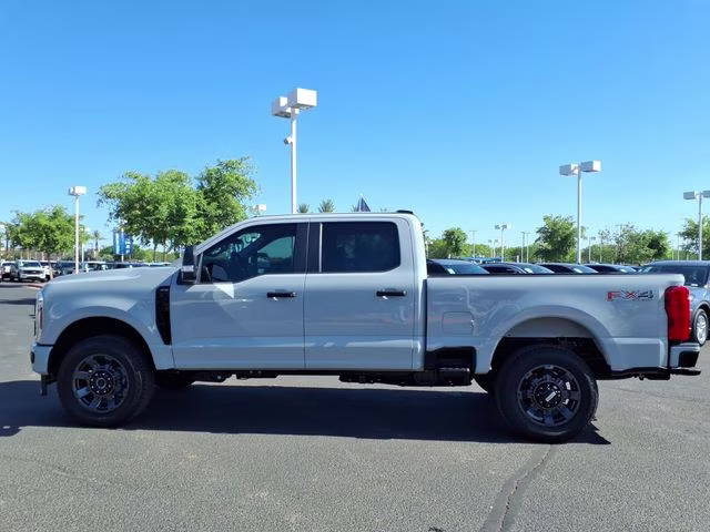 2026 Avalanche Ford Super Duty F-250 SRW XL 4X4 Truck