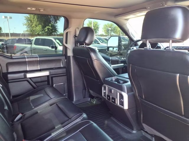 2020 Magnetic Ford Super Duty F-250 SRW Lariat 4X4 Truck