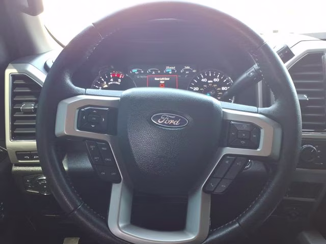 2020 Magnetic Ford Super Duty F-250 SRW Lariat 4X4 Truck