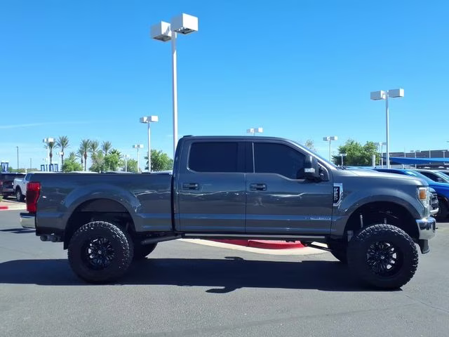2020 Magnetic Ford Super Duty F-250 SRW Lariat 4X4 Truck